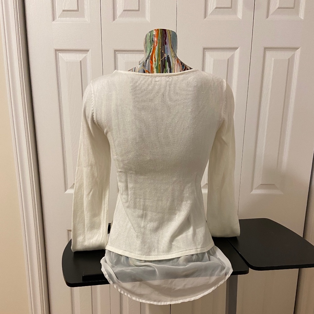 Guess Pullover Sweater with Chiffon Trim size Medium - Picture 3 of 10